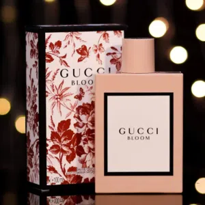 عطر غوتشي بلووم للنساء – Gucci Bloom – أنوثة متفتحة برائحة الزهور البيضاء