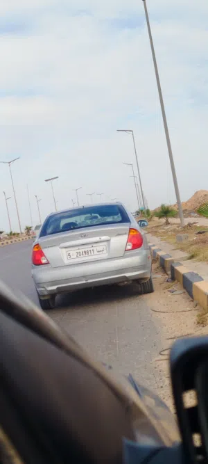 هونداي فيرنا للبيع الله ايبارك الكامبيو كويس تحتاج إلى محرك فقط الهيكل ربي يبارك ..