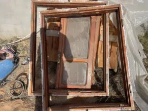 نوافذ مستعملات حاله جيده نوعهم لوح كاملات ب الأقفاص متاعهم