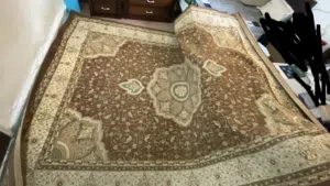 موجود سجاد لون بني جيده جدا قياس 4.3 الموقع رصيفه حي الحسين