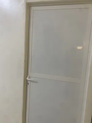 باب الالمنيوم للبيع