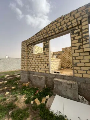 ارض للبيع مساحه 400 في مصراته طمينه