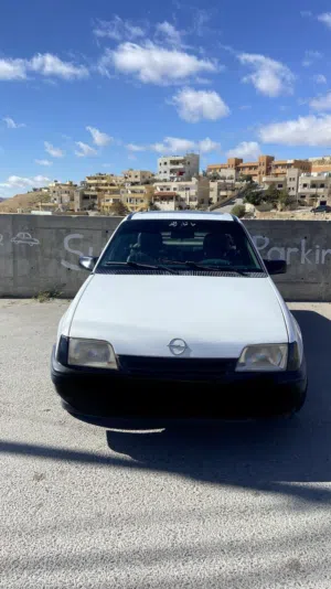 اوبل كاديت