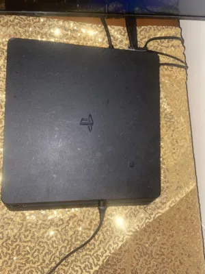 بلاي فور للبيع