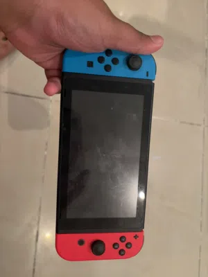 نتيندو للبيع مستخدم شهر في لعبة ماريو و فورت نايت السعر 900 و قابل للتفاوض الموقع الفلاح ماشي توصيل