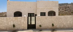 135 m2 3 Bedrooms Townhouse for Sale in Amman Marka Al Shamaliya