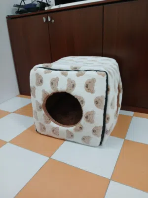 بيت للقطط والكلاب