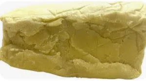 زبدة شيا خام ومكملات غذائية وكريمات