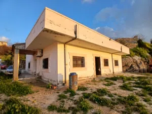 170 m2 3 Bedrooms Townhouse for Sale in Amman Mahes