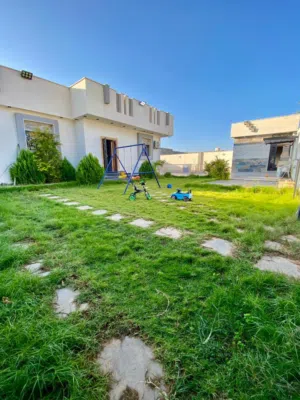 3 Bedrooms Chalet for Rent in Tripoli Al-Baesh