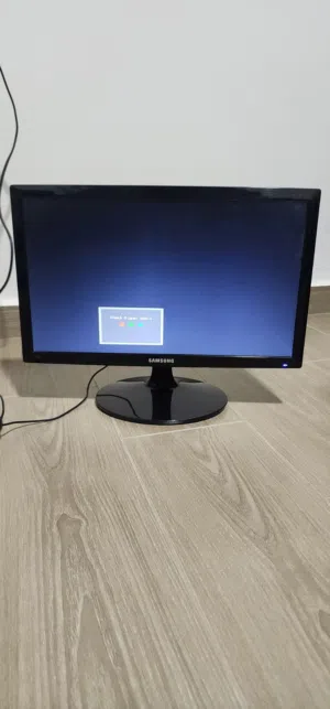 شاشة كمبيوتر سامسونج LED