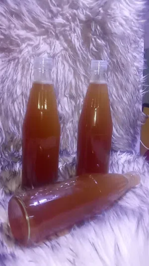 للبيع عسل زهور مع خلط سدر عسل نضيف