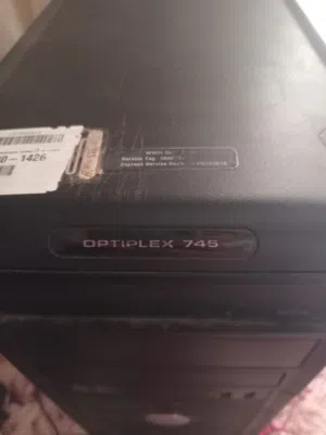 Dell  معالج core duo 2 e6400 AMD 7000 SERIES 1GB RAM 4 DRR2