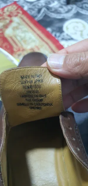 حذاء  صناعه ايطالي جلد طبيعي ظبان طبي نمره 43