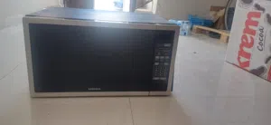 ميكرويف سامسونج 55 لتر خربان كقطع غيار ولكن الصحن جديد . Samsung microwave 55L .