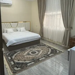 غرف و شقق بطابع فندقي 