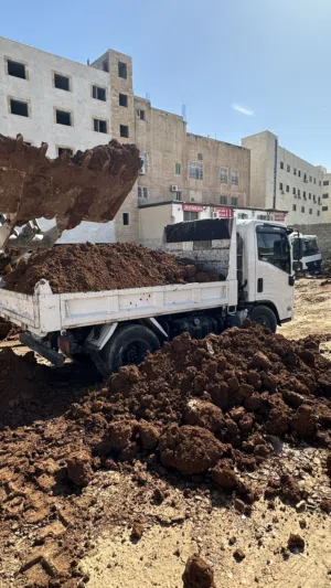 تراب احمر قلاب مترين ناعمه عدسيه صويلح ازالت الطمم اسمنت طوب كندرين بلاط