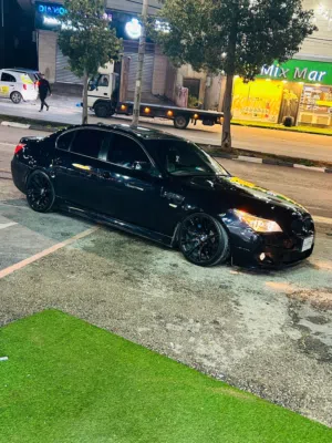 Bmw 530 ماطور فضي محوله 2010 كراسي فل كهربا طاره ام فحص نخب خاليه من الضربات بالصلاه عالنبي