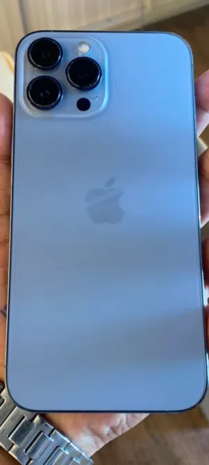 Apple iPhone 13 Pro Max 128 GB in Al Dhahirah