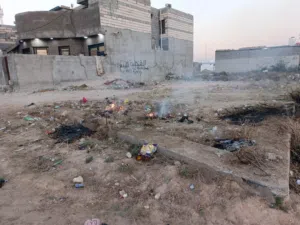 قطعه ركن للبيع في الجزيره شارع زين العابدين كاع الدكتور قرب مدارس الهادي مساحه 210 طابو سند 23