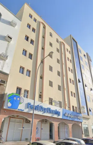 Apartment for Rent in Al Ghubra, opposite Safeena Mall شقة للايجار في الغبرة،مقابل السفينة مول