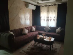 طقم كورنر مستعمل بحالة الجديد للبيع