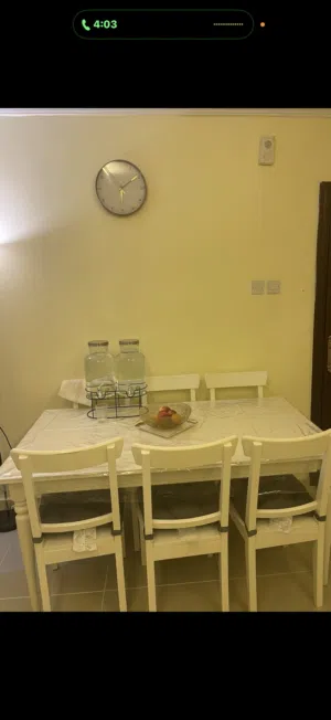 Dining table for sale can be extended Ikea