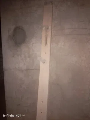 قعدت حول كهرباء