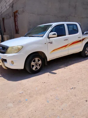 Used Toyota FJ in Basra