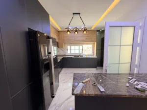 عرض خاص بالزباين الي يبو شقه مفروشه  تشطيب حديث موقع مقسم كله فيلات تفاصيل في اعلان قبل الاتصال