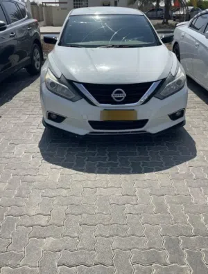 Used Nissan Altima in Al Batinah