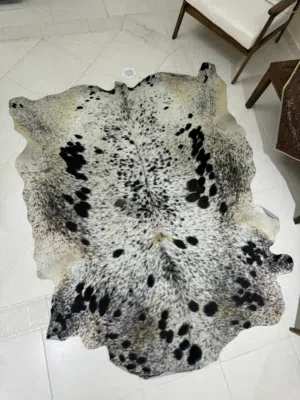 جلد البقر الطبيعي