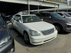 Used Lexus LS in Ajman