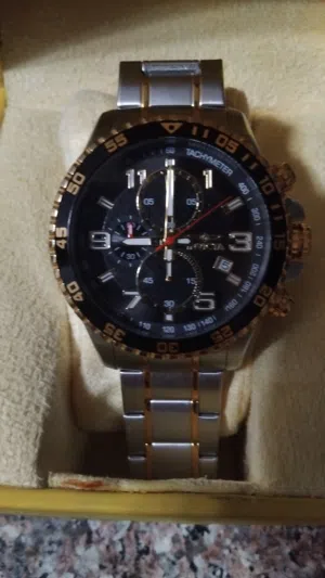 ساعه انفكتا اصليه اجت لي هديه بدي ابيعها