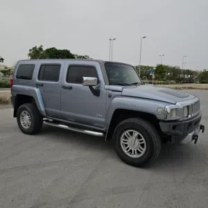 Used Hummer H3 in Northern Governorate