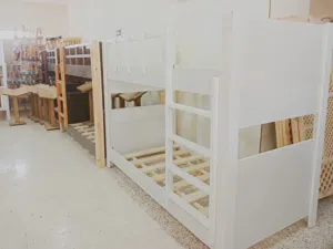 تخت طابقين لون ابيض تخوت وأسرة سرير بجودة عالية