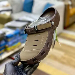 نعال وصنادل ماركات