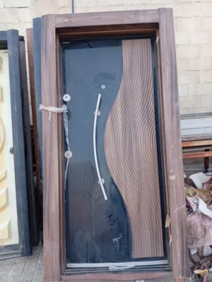 أبواب خارجية مصفحة تصلح لابواب الفلل والبيوت والمحلات والمكاتب
