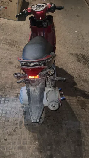 موطو ياماها ميو نظيفة سعت المحرك 135 c