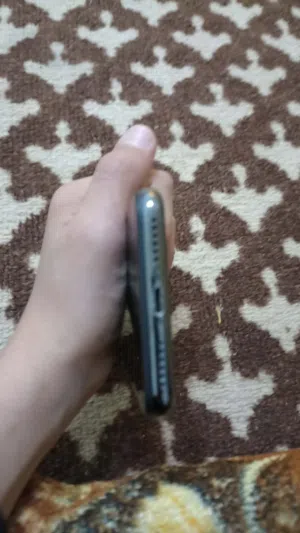 Apple iPhone X 64 GB in Tripoli