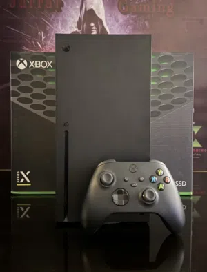 Xbox series x مع مكتبه العاب قويه مملوكة