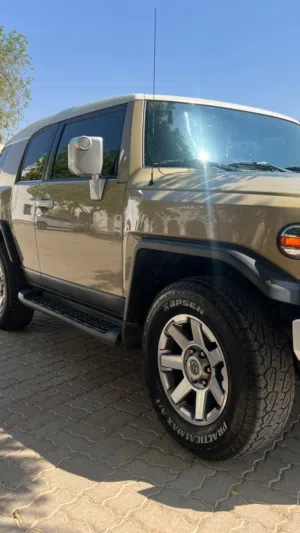 Used Toyota FJ in Muscat