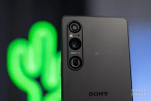 لعشاق الفخامة والتصوير الاحترافي سوني 1 مارك 5 أعلى دقة بشاشة 4K و 256GB و12GB