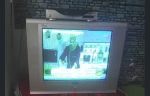 اتنين تليفزيون 14 بوصة +21 بوصة