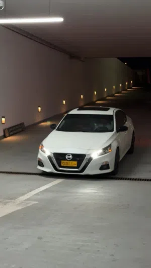 Used Nissan Altima in Al Sharqiya