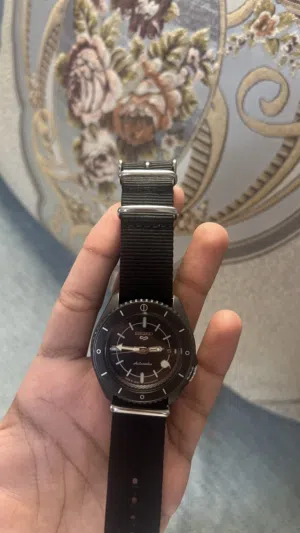 Analog Quartz Seiko watches for sale in Al Dakhiliya