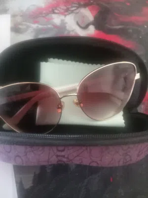 نظارات شمسية نسائية جديدة غير مستعملة