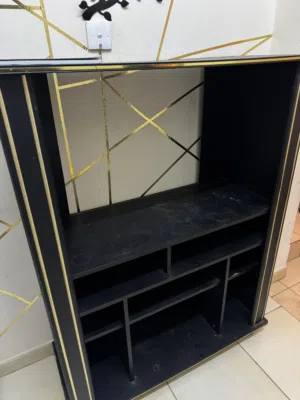 TVunit in a good condition