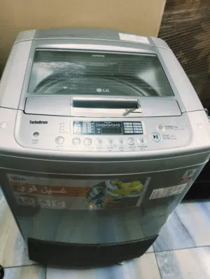LG top load washing machine 13 kg good condition for sale
