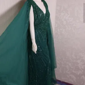 فستان فخم شبه جديد مبلوس مرة واحدة ب30 ريال